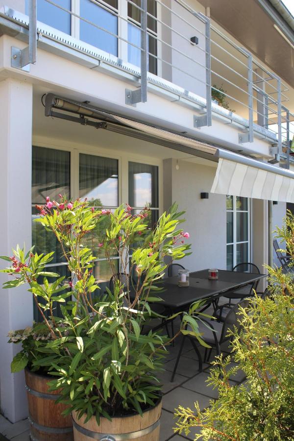 Dreilaenderblick Apartment เลอร์ราค ภายนอก รูปภาพ